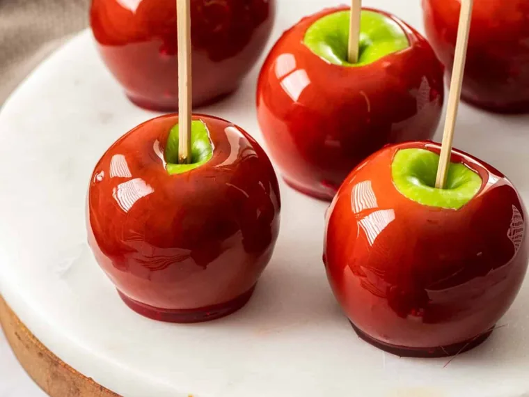 Toffee apples